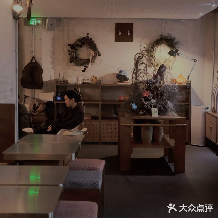 上海宝藏酒馆推荐｜苏州河畔COMETA