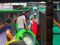 -蒙特利亲子乐园