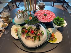 -鼎泰亨·海鲜牛肉餐厅(滨江店)