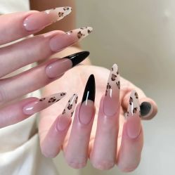 -UMl Nail 尤米美甲美睫半永久