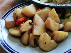 农家特色土豆-芦茨金富饭庄·25年老字号·专做稻草鸡