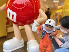 -m豆巧克力世界(上海世茂广场店)