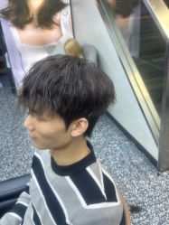 点击看大图 -藤野造型专业烫染接发