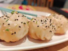 -小杨生煎(金山百联购物中心3楼店)