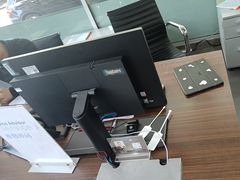 -上海星瀚奔驰4S店(红柳路店)