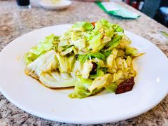 炝炒圆白菜-厚味居炙子烤肉·清真(天桥南纬路店)