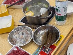 -杨老板·海鲜集市火锅·鲜切牛肉(中防万宝店)