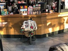 零售区-星巴克(西安机场1店T3到达店)