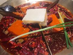 -叁口煮老火锅(东升店)