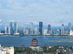 -东方豪景花园酒店·怡景旋转餐厅