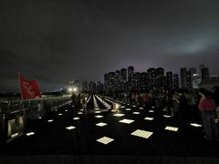 -南京眼步行桥