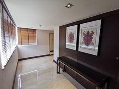 -昆明中心皇冠假日酒店