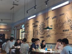 大堂-叁口煮市井老火锅(春熙路店)