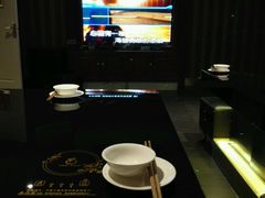 -唯爱KTV聚会餐厅(仙林东城汇店)