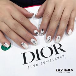 -LILY NAILS美甲美睫