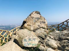 -鬼笑石后山停车场
