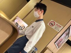 -海底捞火锅(曹安公路店)