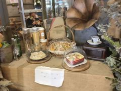 -玛格萝妮(汇智国际商业中心店)