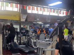 -星动力健身俱乐部(新塘店)