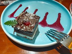 -米德维奇俄式西餐厅(西六道街店)