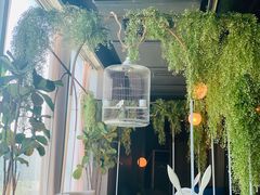 -The ROOF (通盈中心店)