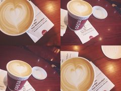 flat&nbsp;white-COSTA COFFEE(吴江路店)
