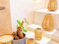 -HUATA 'Holiday Plan 花榻