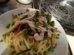 鸡丝凉面-日进一片海.生腌海鲜火锅.宵夜烧烤(三里屯总店)