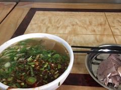 -清真·马安军辣子牛肉面