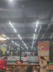 -零重力蹦床空间·滑梯·海洋球·团建(奥特莱斯店)