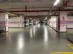 -中原城市广场-停车场