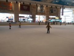 -冠军冰场(环球中心店)