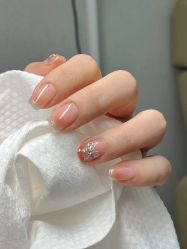 -UU·NAIL美甲美睫專門店