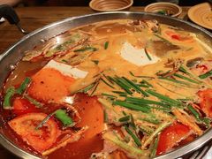 -亮欢寨酸汤鱼(沙冲路店)