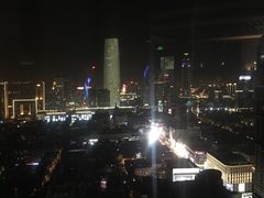 -唐拉雅秀酒店-西锦汇空中BBQ·思创餐厅