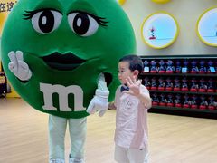 -m豆巧克力世界(上海世茂广场店)