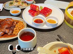 -蝴蝶里·粤菜·点心(滨江龙湖店)