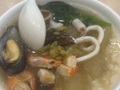 -佰搭果·广式茶餐厅(西华路店)
