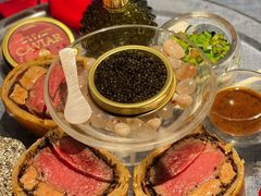 惠灵顿牛排-弦月窗LUNETTE BY AMANDA(复兴路店)