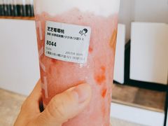 芝芝莓莓-喜茶(迪士尼小镇DP店)