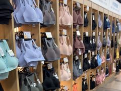 -迪卡侬(西三旗店)