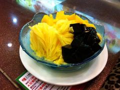 -佰搭果·广式茶餐厅(西华路店)