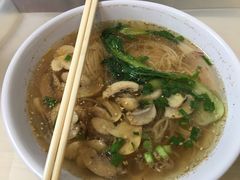 -关夫人餐厅(阳光广场店)