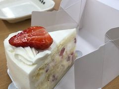 日式草莓蛋糕-双风车咖啡馆 Twin Windmills(六道口店)