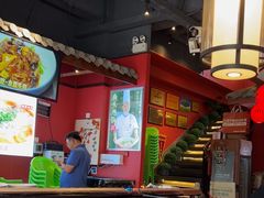 -川流不息·地道川菜·小龙虾(新松江路店)