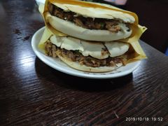 腊汁肉夹馍纯瘦-西安饺子馆(南坪西路店)