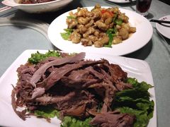 -吴记酱骨炖菜馆(康安路店)