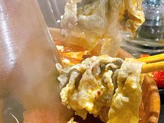 -果松木炭酸菜铜火锅·外婆参鸡汤