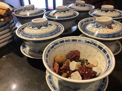 -巴四老城区炭火蛙锅(张江店)
