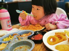 -汽车博物馆主题餐厅